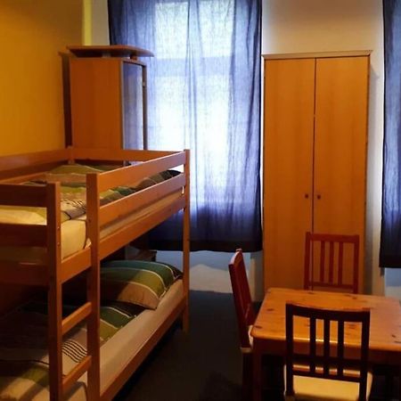 Simple Apartment 10 Minutes To Downtown เวียนนา ภายนอก รูปภาพ